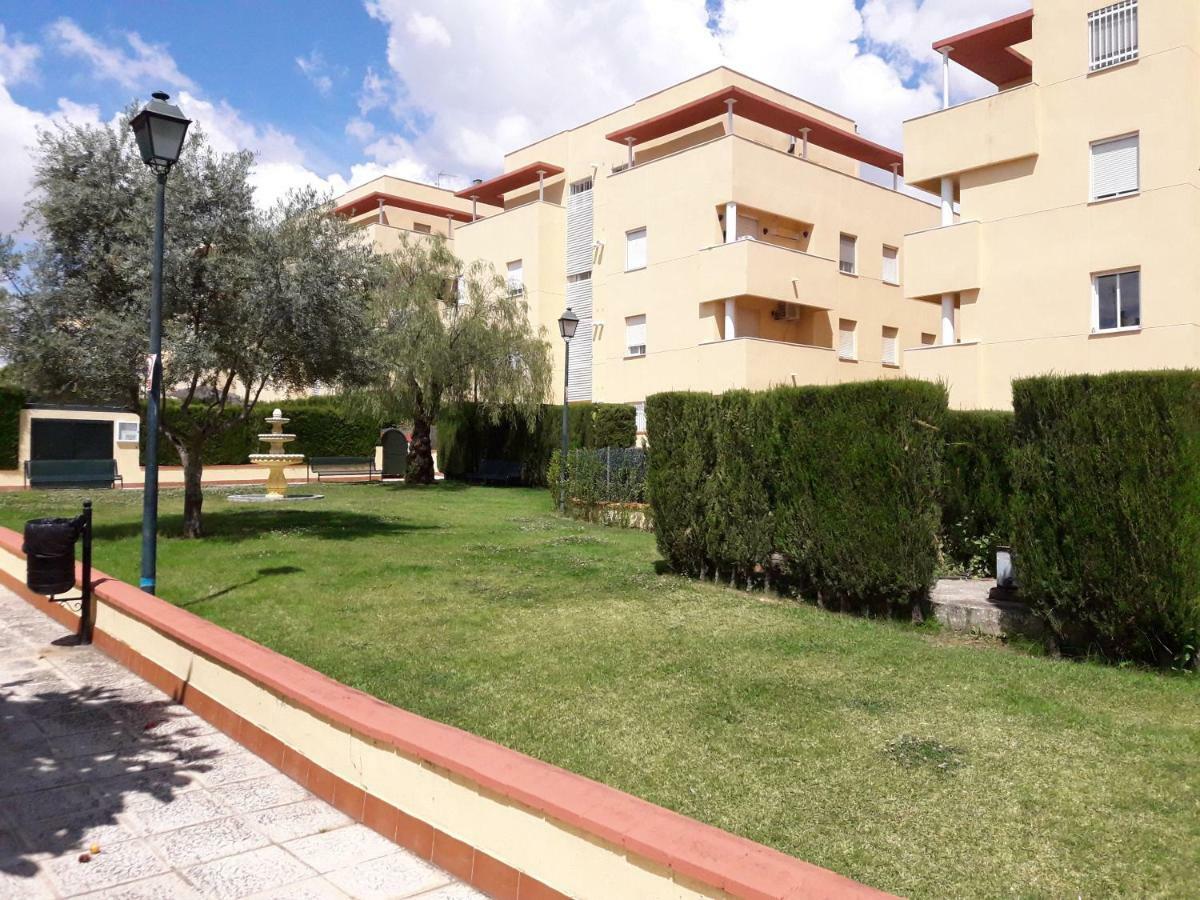 Mairena Central Superior Mairena del Aljarafe Exterior photo